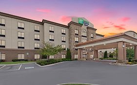 Holiday Inn Express & Suites - Cleveland Northwest, An Ihg Hotel